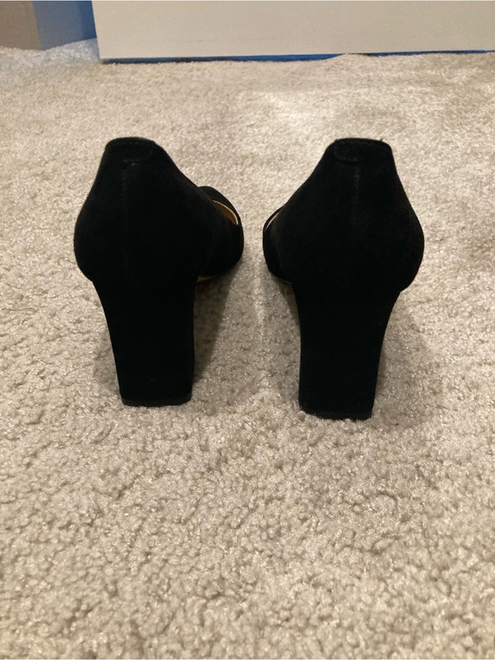Marc Fisher Zala suede pump size 7